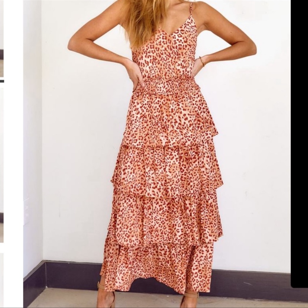 Glam Fab’rik Morena Tiered Leopard Printed Maxi Dress Size Small - Picture 8 of 8